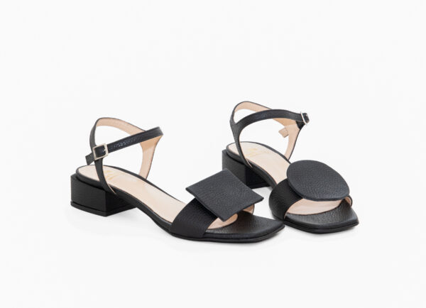 Leather Low Heeled Sandals Art 4SS15 - SUMMER OFFERS