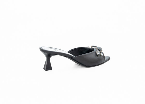 Δερμάτινα Mules Art 5SS70B - MULES