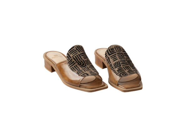 Δερμάτινα mules art 6ss35