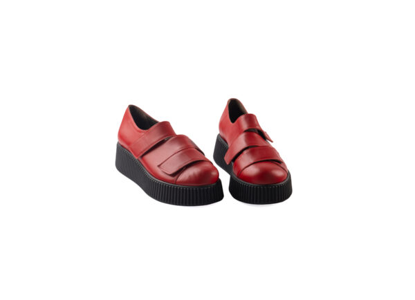 Δερμάτινα flatforms art 6fw