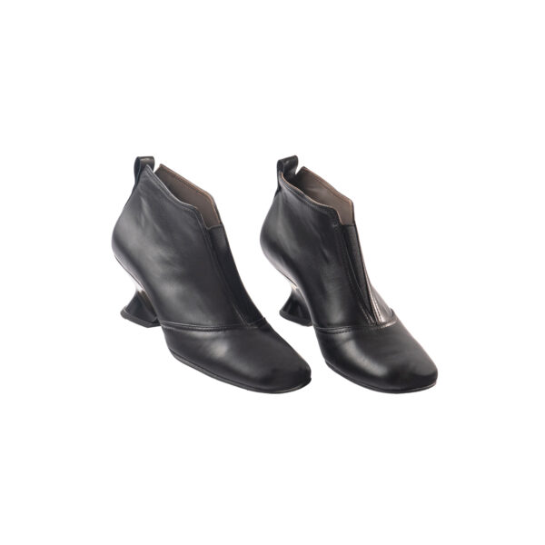 Δερμάτινα ankle boots art 6fw48